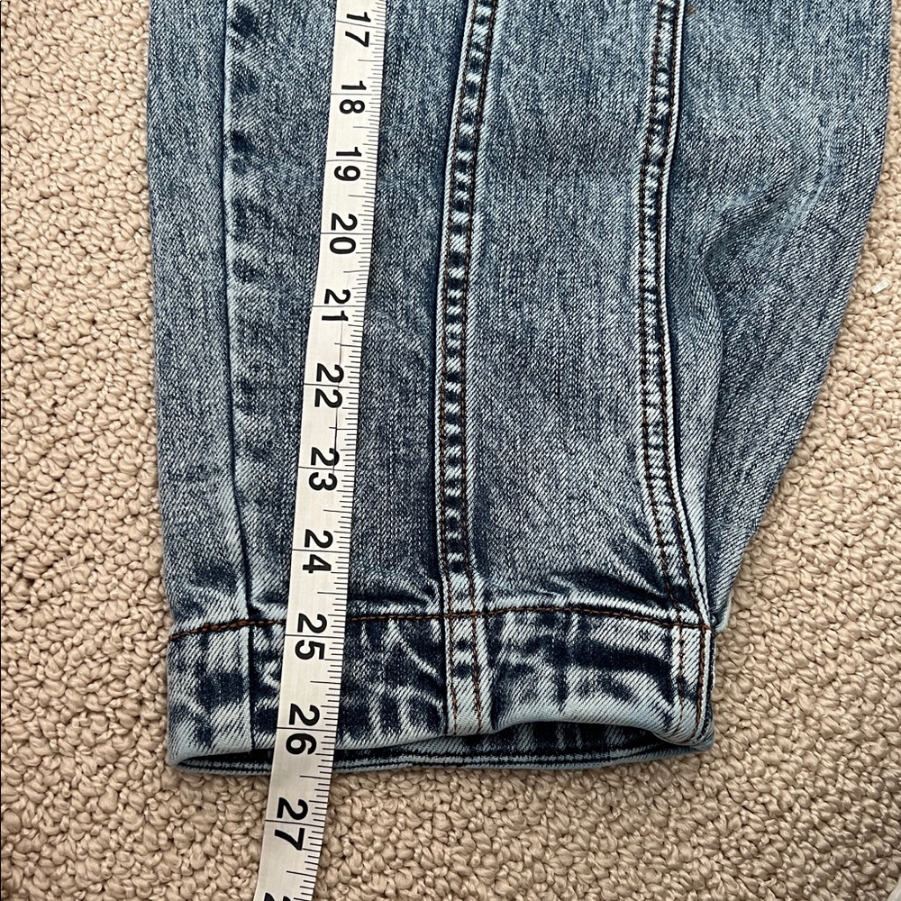 Ulla Johnson Brodie Barrel Acid Wash Jeans - Picture 16 of 16